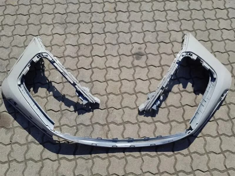 Porsche Macan 95B Front Bumper 95B807221AK Bumper 95B827530AK Faulty 2014-24