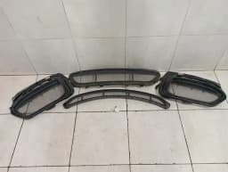 PORSCHE Porsche Cayman 981 GT4 Front Grille 98150556980 Radiator Grille FAULTY — thumbnail 1