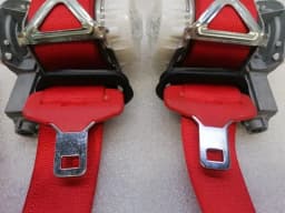 FERRARI Ferrari 458 F142 Spider Seatbelt Set 829595 Red Front Seat Belt Set — thumbnail 3