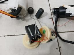 FERRARI Ferrari California F149 08-14 4.3 Fuel Pump Electric 282783 Fuel Pump SET — thumbnail 6