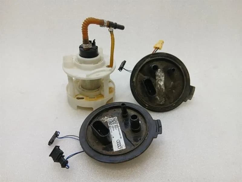 AUDI AUDI R8 TYPE 42 5.2 V10 COUPE Fuel Pump Electric 420201444a Fuel Pump