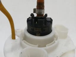 AUDI AUDI R8 TYPE 42 5.2 V10 COUPE Fuel Pump Electric 420201444a Fuel Pump — thumbnail 4