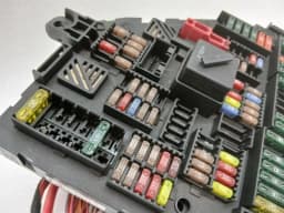 ROLLS ROYCE Rolls Royce Ghost Series 1 09-14 Fuse Box 9192544 Fuse Box — thumbnail 10