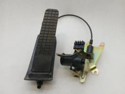 PORSCHE Porsche 911 996 accelerator pedal (electrical) 99642339400 accelerator pedal — thumbnail 9