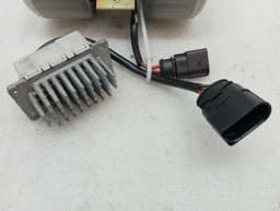 BENTLEY Bentley Continental GT W12 Heater Blower 3D0907521 Engine Heater Blower — thumbnail 6