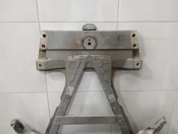 FERRARI Ferrari FF F151 Beam Subframe Front 985265529 Front Axle Carrier — thumbnail 3