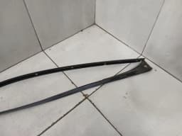 PORSCHE Porsche Taycan 9J Body Moulding 9J1853262B RH Strip — thumbnail 3