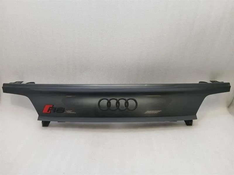 AUDI AUDI R8 4S COVER 4S8807649F REAR LID BUMPER PART CENTRE REAR TRIM