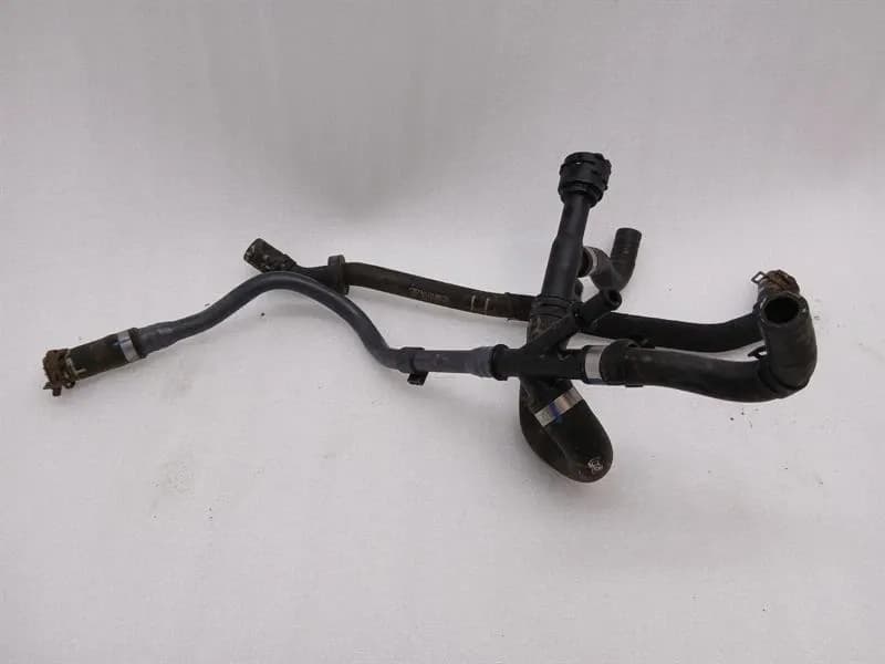 PORSCHE Porsche Taycan 9J cooling pipe 9J1121661 cooling water hose hose