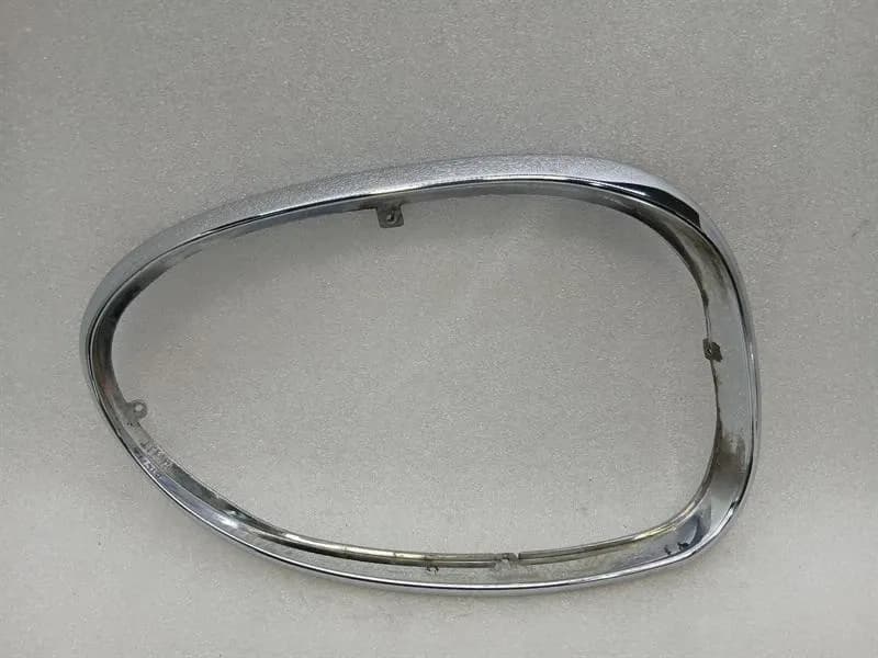 BENTLEY Bentley Arnage T rear right light surround PM55272CHRU rear right cover