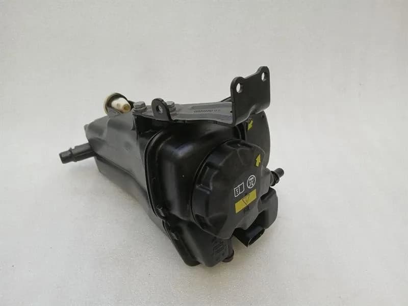 BMW 3 Series M3 G80 G20 Expansion Tank 8093924 Expansion Tank Coolant