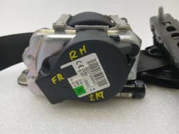 MERCEDES-BENZ MERCEDES C63 AMG W205 FRONT SEATBELT A2058600285 FRONT SEATBELT RIGHT — thumbnail 6