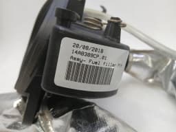 MCLAREN McLaren 720S Coupe Fuel Filler Neck 14KA048CP Filler Neck — thumbnail 5