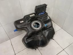 PORSCHE Porsche Cayman 718 fuel tank 982201021 fuel tank RHD RIGHT HAND DRIVE — thumbnail 9