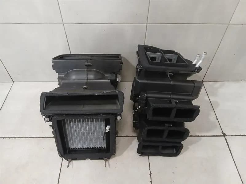 MCLAREN McLaren 720S Coupe Heater Blower SET Engine Heater Blower