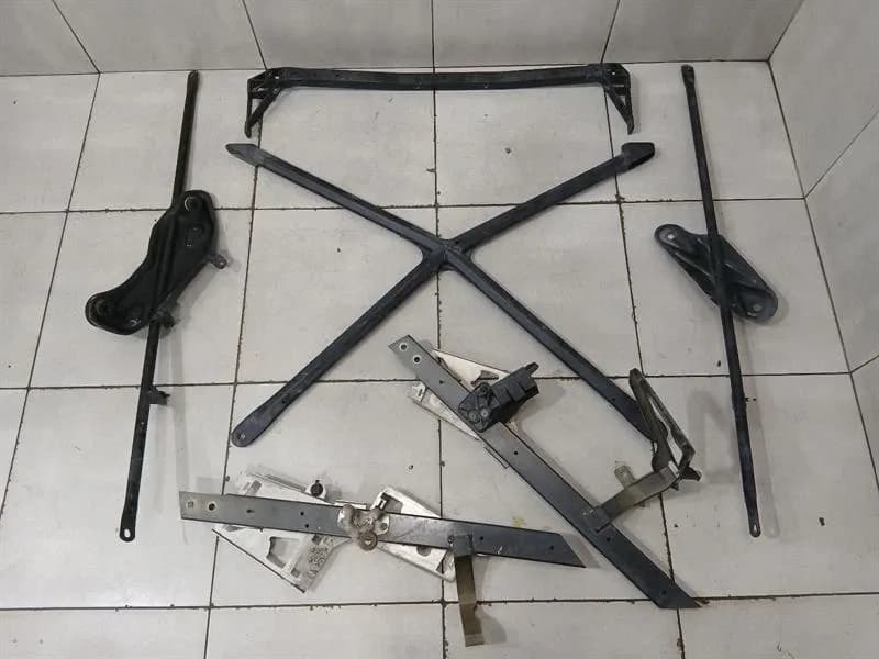 AUDI Audi R8 4S X brace holder bracket 4T8814587E holder carrier rear set rear set