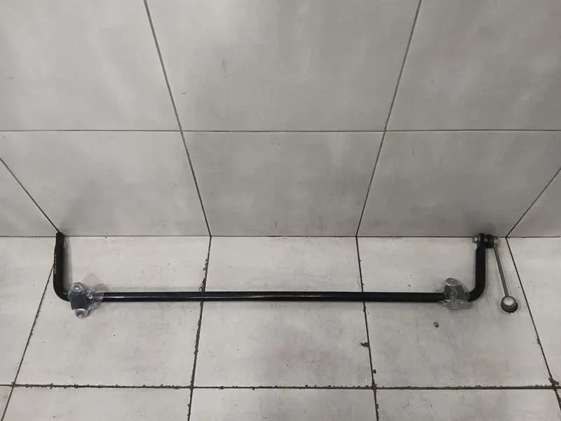 FERRARI Ferrari California F149 08-14 4.3 Anti Roll Bar Front 273633 Front Stabilizer Bar