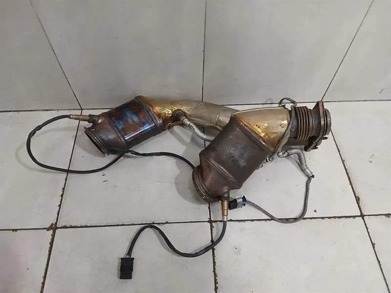 BMW BMW M4 F82 Catalytic Converter 7848041 7848044 Set Catalytic Converter S55 M3 F80