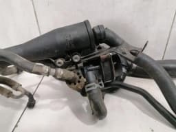 BENTLEY Bentley Continental GT W12 thermostat housing 07D121111AL thermostat housing — thumbnail 5