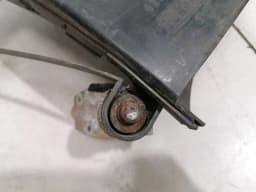 AUDI Audi R8 Type 42 V10 5.2 Spyder Right B Post Cover 427853190B Trim Faulty — thumbnail 7