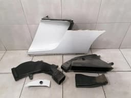 AUDI Audi R8 Type 42 V10 5.2 Spyder Left B Post Cover 427853189B Trim — thumbnail 9