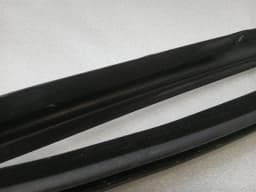 FERRARI Ferrari California F149 08-14 Left Door Seal 69877700 LH Door Seals Set — thumbnail 10