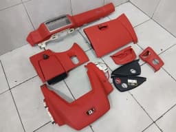 FERRARI Ferrari California F149 08-14 4.3 Glovebox 80809230 Lower Red Dash — thumbnail 2