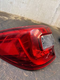 SUBARU Tail light left SUBARU LEGACY VI / Outback (2014-2019) — thumbnail 3