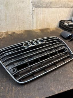 AUDI 4H0853651 4H0853651A 408000044 4H0853692 4H0853949 408000030 Radiator Grille AUDI A8 (4H) (2009-2017) — thumbnail 3