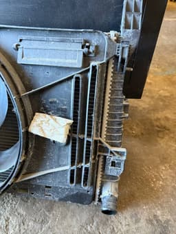 FORD 2269424 DV618C607AD 1830143 BV618005BD Radiator set FORD TRANSIT / TOURNEO CONNECT II (2013-2022) — thumbnail 6
