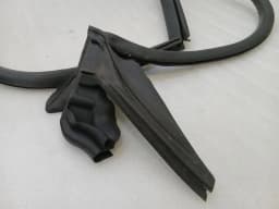 LAMBORGHINI Lamborghini Huracan LP640 EVO SPYDER Door Seal 4T7831708B RIGHT Door Seals — thumbnail 4