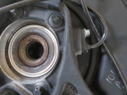 MERCEDES-BENZ A2303505408 2303505408 A2303508608 2303508608 Wheel bearing housing rear right MERCEDES-BENZ SL-CLASS (R230) (2001-2012) — thumbnail 4