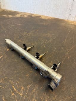OPEL 12615400 12589446 12633374 12621643 0261555059 12615399 12636111 Fuel injector set OPEL INSIGNIA A (G09) (2008-2017) — thumbnail 4