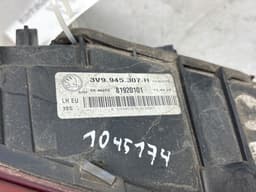 SKODA 3V9945307H Inner tail light, left SKODA SUPERB III (3V3, 3V5) (2015-2024) — thumbnail 3
