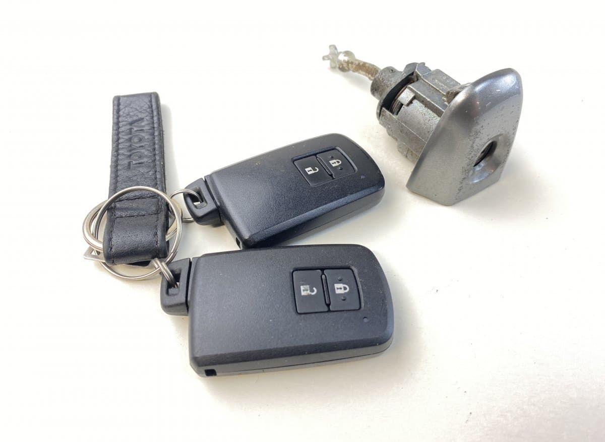 TOYOTA 899040D130 Key / Keys TOYOTA AURIS (E18) 2012-2018