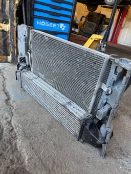 VOLVO Radiator set VOLVO V70 III (BW) (2007-2016) — thumbnail 2