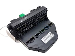 MERCEDES-BENZ F005V00940 Fuse box MERCEDES-BENZ C-CLASS (W204) (2007-2013) — thumbnail 1
