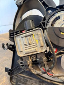 VOLVO 30668629 31338823 Radiator Fan Electric VOLVO V70 III (BW) (2007-2016) — thumbnail 9