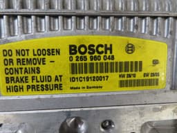 MERCEDES-BENZ A0084313912 A0004301394 A0004302694 A0054318112 A0004302394 0265960048 A0094312712 0265202069 ABS hydraulic unit / pump MERCEDES-BENZ SL-CLASS (R230) (2001-2012) — thumbnail 3