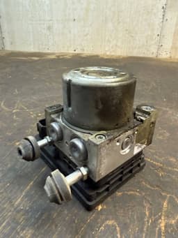 SUBARU 27596AL010 ABS hydraulic unit / pump SUBARU LEGACY VI / Outback (2014-2019) — thumbnail 4