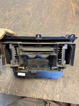 MERCEDES-BENZ A6396800007 6396800007 Air Vent Center Front MERCEDES-BENZ VITO / VIANO (W639) (2003-2014) — thumbnail 9