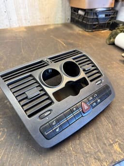 MERCEDES-BENZ A6396800007 6396800007 Air Vent Center Front MERCEDES-BENZ VITO / VIANO (W639) (2003-2014) — thumbnail 3