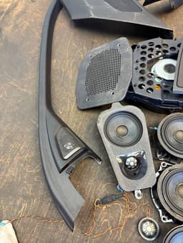 BMW 65139247342 9247342 430407863561 7863561 430407863041 7863041 65139266368 9266368 65139277836 9277836 65139194783 9194783 65139294943 9294943 Set of loudspeakers BMW X5 (F15, F85) (2012-2018) — thumbnail 8