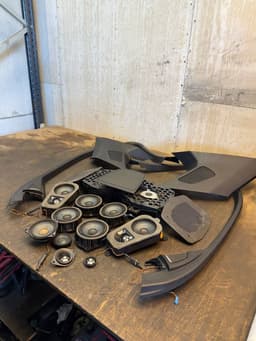 BMW 65139247342 9247342 430407863561 7863561 430407863041 7863041 65139266368 9266368 65139277836 9277836 65139194783 9194783 65139294943 9294943 Set of loudspeakers BMW X5 (F15, F85) (2012-2018) — thumbnail 2