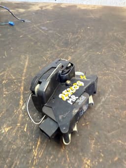 MERCEDES-BENZ A6397300535 Sliding door lock right MERCEDES-BENZ VITO / VIANO (W639) (2003-2014) — thumbnail 3
