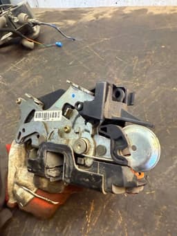 MERCEDES-BENZ A6397300535 Sliding door lock right MERCEDES-BENZ VITO / VIANO (W639) (2003-2014) — thumbnail 5