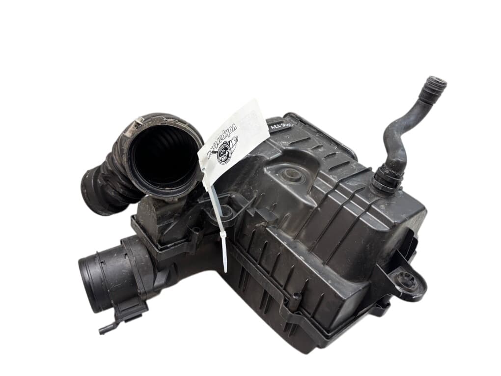 SKODA 5QF129607A Air Cleaner (filter box) SKODA SUPERB III (3V3, 3V5) (2015-2024)