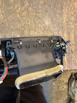 BMW 927041607 927051707 925201305 325264808 Air Vent Center Front BMW X5 (F15, F85) (2012-2018) — thumbnail 10