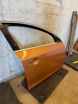 VOLVO 32228971 Door Front Right VOLVO S60 II / V60 I (2010-2018) — thumbnail 3