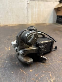 VOLVO 36050649 36010128 31370670 1422378 EGR Valve VOLVO V70 III (BW) (2007-2016) — thumbnail 4